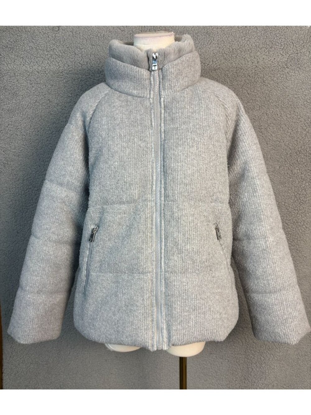 Tahari Women's Knit Faux-Fur-Collar Puffer Coat - Heather Grey Size Medium P.O.